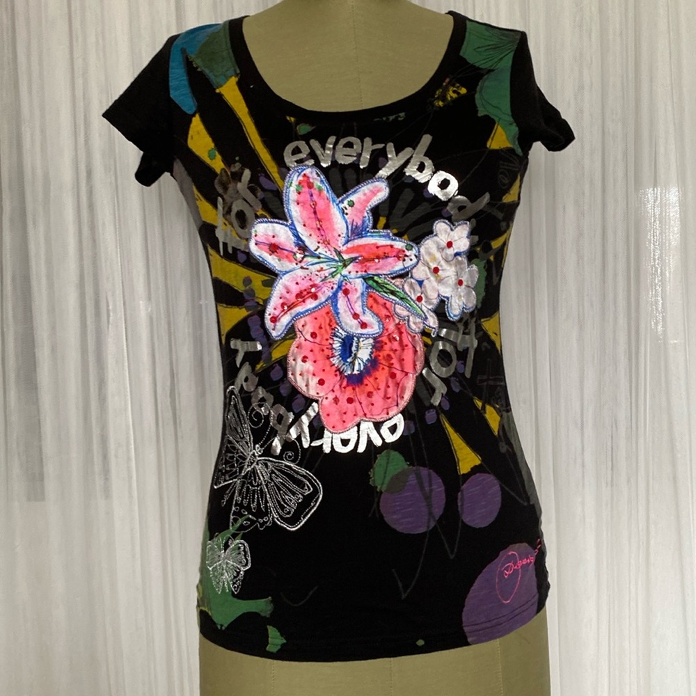 Desigual black Top/t-shirt sequins, embroidery appliqués, bohemian! Size M